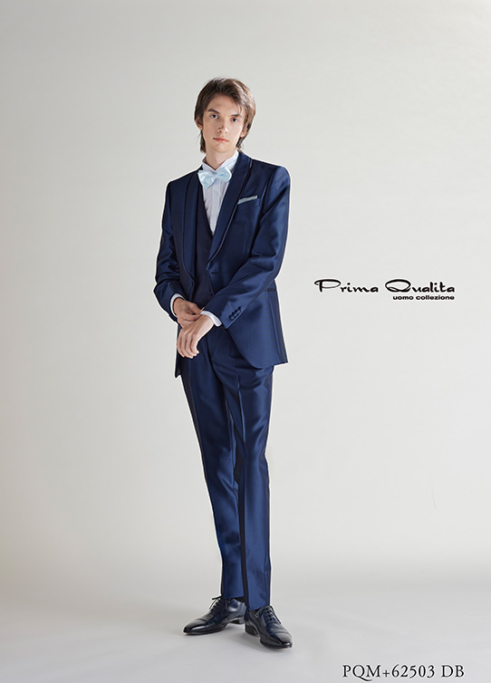 PQM+62403_GRY